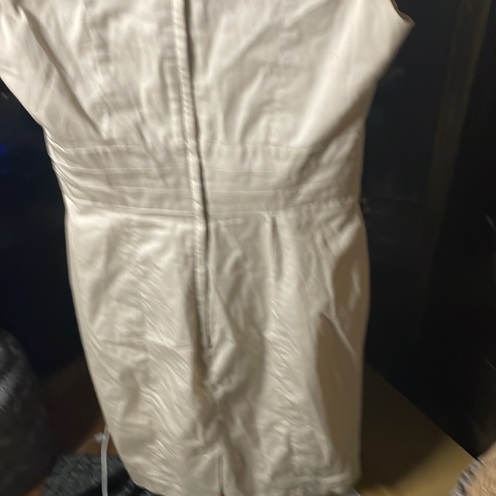 Dress - Picture 3 of 4